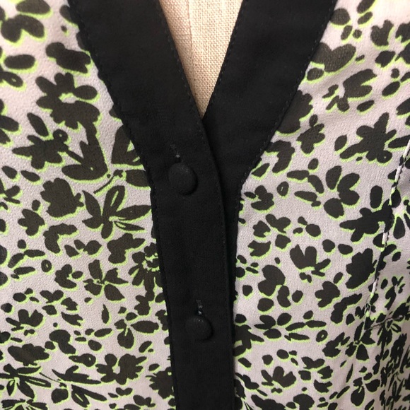 Top - Picture 4 of 5